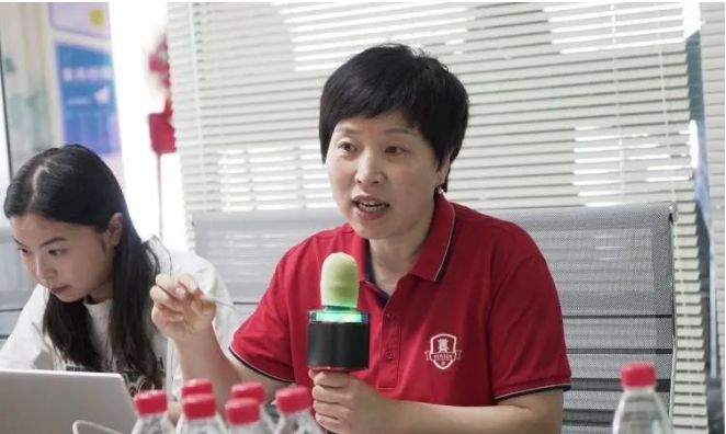 宏利圣得李秀梅總經理現場為企業家們解疑答惑