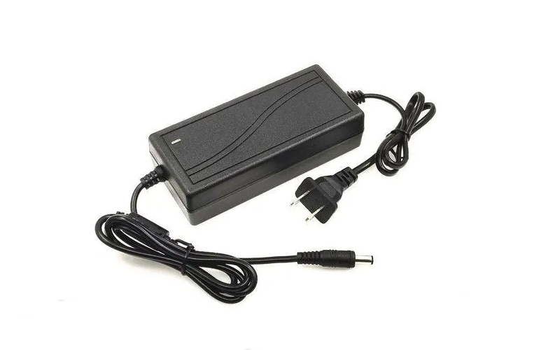 提升電源適配器安全性，這家改性廠的阻燃PC料有什么性能優勢？